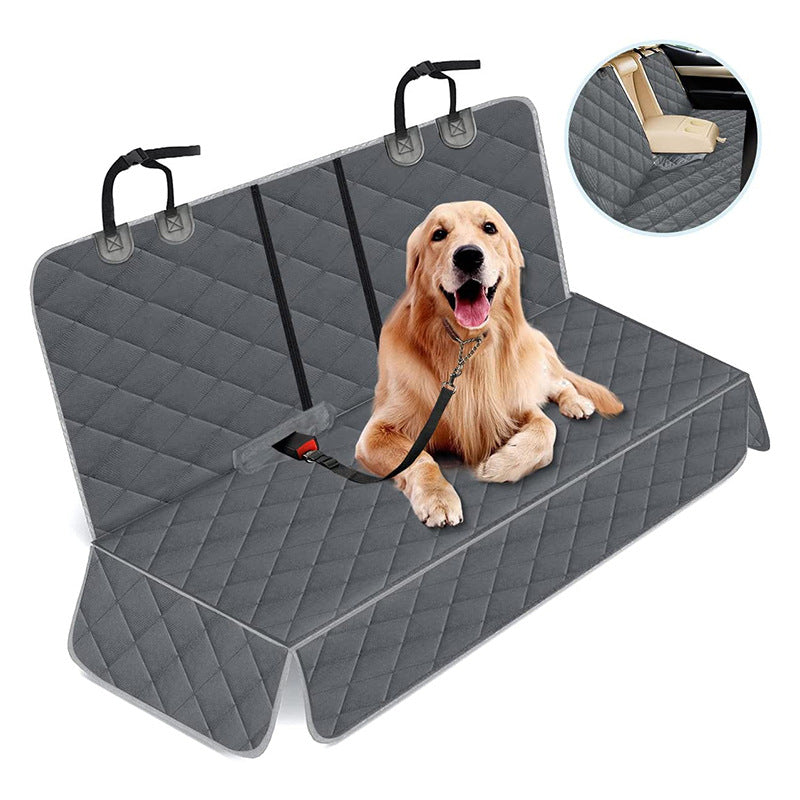 Alfombrilla impermeable y resistente para mascotas en el coche