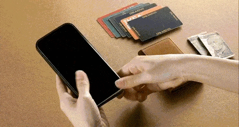 2 in 1 取り外し可能な iPhone レザーケース ウォレットとカードホルダー