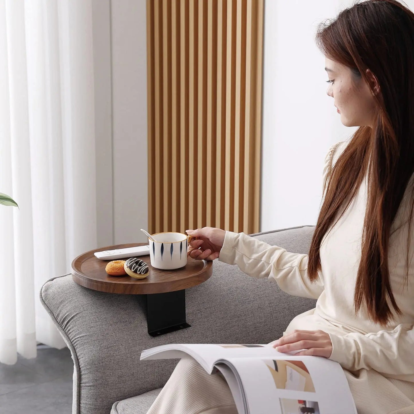 Movable Wood Bamboo Sofa Arm Tray Wide Couch Cup Holder Tray with Clip for Food & Beverages